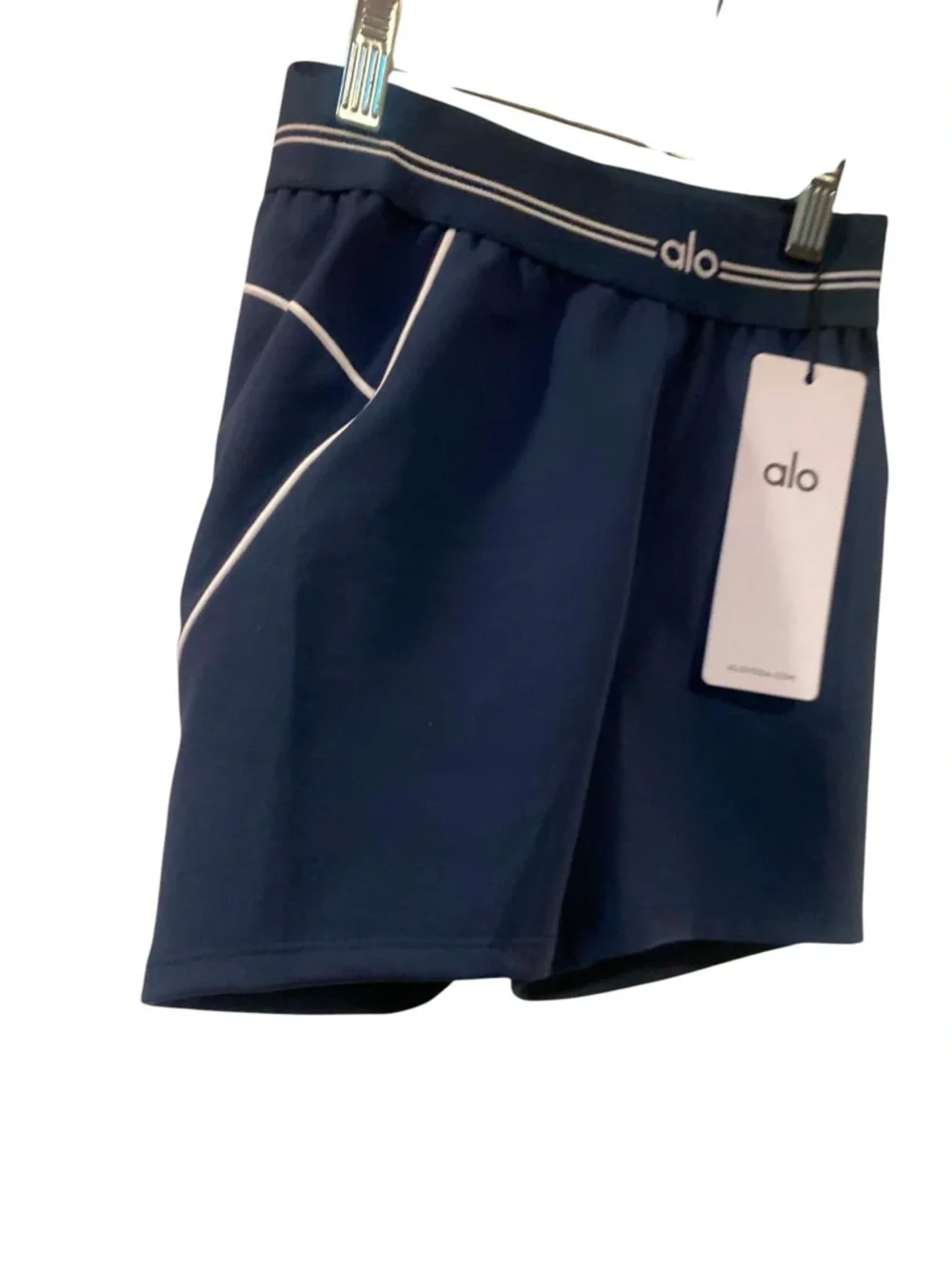 NWT ALO Yoga airbrush high waist heart throb short NAVY Size XXS